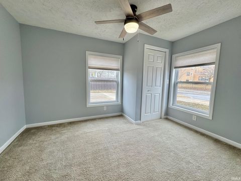 Tiny photo for 1500 S Buckeye St, Kokomo, IN 46902 (MLS # 202506691)