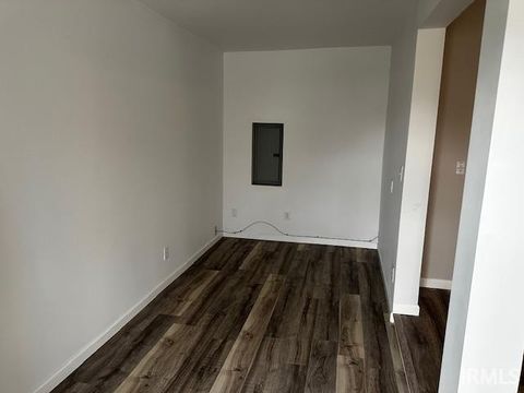 Tiny photo for 1500 S Buckeye St, Kokomo, IN 46902 (MLS # 202506691)