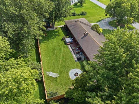 Tiny photo for 2004 Bryn Mar Drive, Kokomo, IN 46902 (MLS # 202632305)