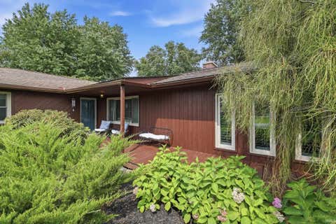 Tiny photo for 2004 Bryn Mar Drive, Kokomo, IN 46902 (MLS # 202632305)