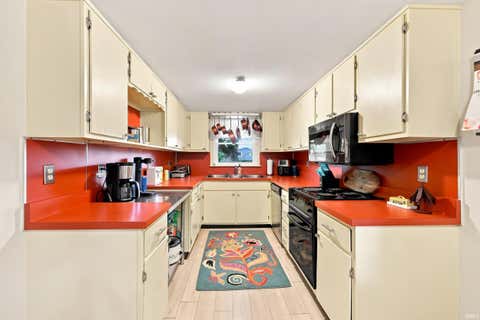 Tiny photo for 2004 Bryn Mar Drive, Kokomo, IN 46902 (MLS # 202632305)