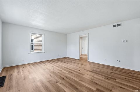 Tiny photo for 4317 Spatz Avenue, Fort Wayne, IN 46806 (MLS # 202616160)