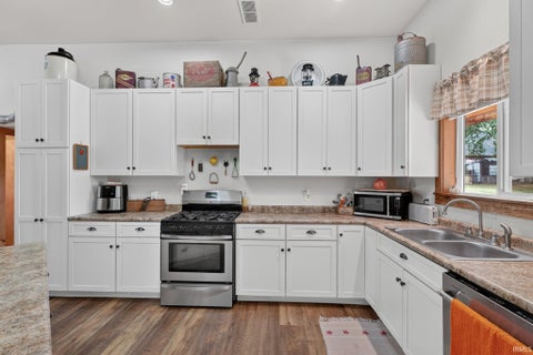 Tiny photo for 3547 E Honey Lane, Olney, IL 62450 (MLS # 202638527)