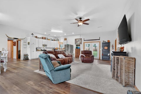 Tiny photo for 3547 E Honey Lane, Olney, IL 62450 (MLS # 202638527)