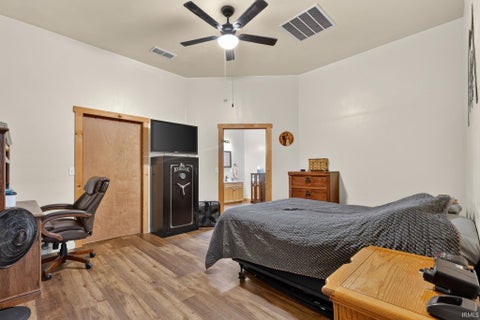 Tiny photo for 3547 E Honey Lane, Olney, IL 62450 (MLS # 202638527)