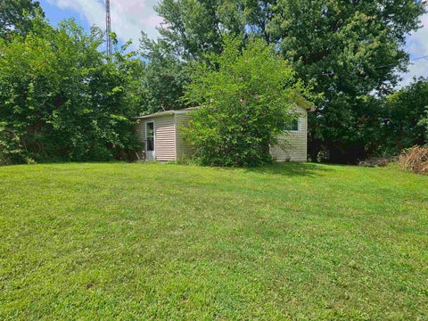 Photo of 1662 W Private Rd 250 S, Logansport, IN 46947 (MLS # 202643259)
