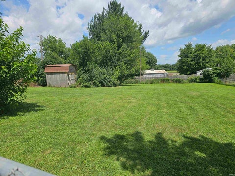 Tiny photo for 1662 W Private Rd 250 S, Logansport, IN 46947 (MLS # 202643259)