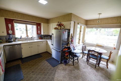 Tiny photo for 217 W Roselawn Drive, Logansport, IN 46947 (MLS # 202542552)