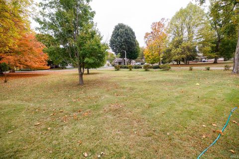 Tiny photo for 217 W Roselawn Drive, Logansport, IN 46947 (MLS # 202542552)