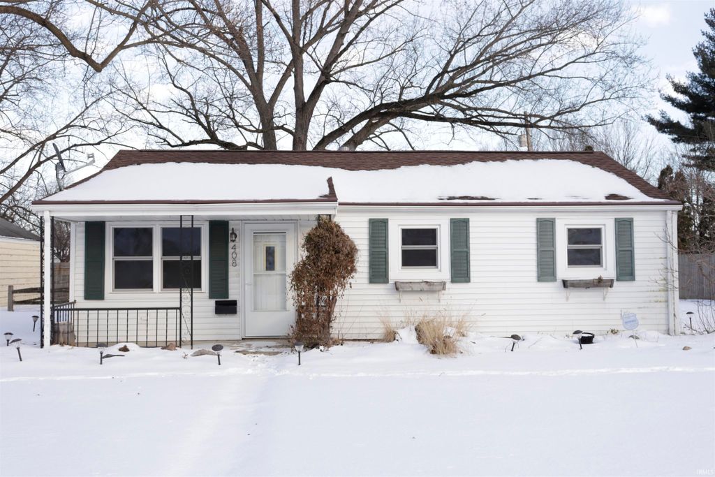 Photo of 408 Sunset Boulevard, Goshen, IN 46526 (MLS # 202602871)