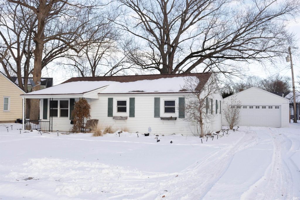 Photo of 408 Sunset Boulevard, Goshen, IN 46526 (MLS # 202602871)