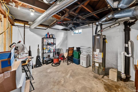 Tiny photo for 1018 Foster Street, South Bend, IN 46617 (MLS # 202643750)