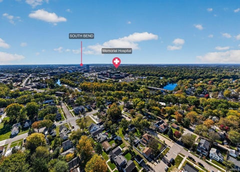Tiny photo for 1018 Foster Street, South Bend, IN 46617 (MLS # 202643750)