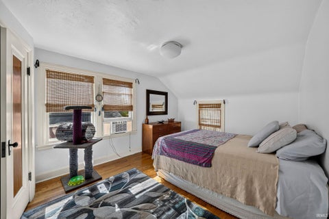 Tiny photo for 1018 Foster Street, South Bend, IN 46617 (MLS # 202643750)