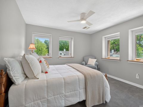 Tiny photo for 12275 N Ogden Point Road #310, Syracuse, IN 46567 (MLS # 202619927)