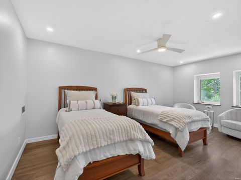Tiny photo for 12275 N Ogden Point Road #310, Syracuse, IN 46567 (MLS # 202619927)