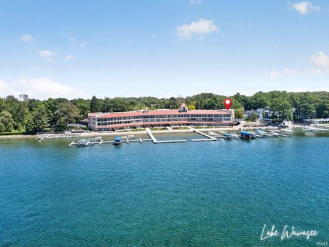 Tiny photo for 12275 N Ogden Point Road #310, Syracuse, IN 46567 (MLS # 202619927)