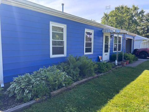 Tiny photo for 1535 Monroe Street, Rochester, IN 46975 (MLS # 202620075)