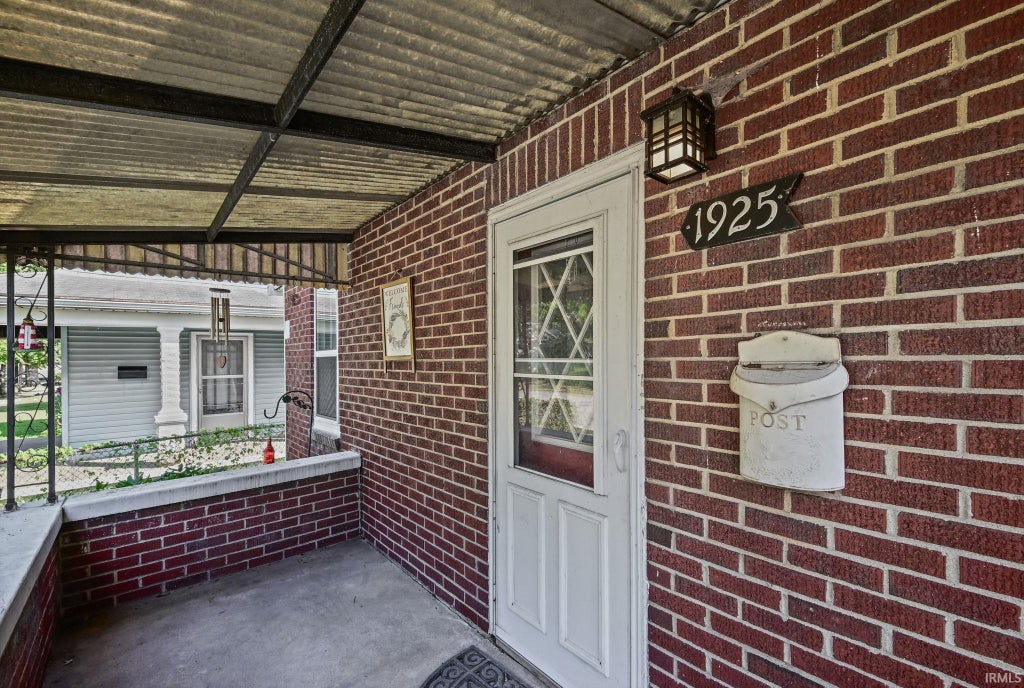 Photo of 1925 Morton Street, Lafayette, IN 47904 (MLS # 202638549)