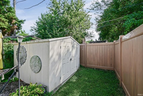 Tiny photo for 1925 Morton Street, Lafayette, IN 47904 (MLS # 202638549)