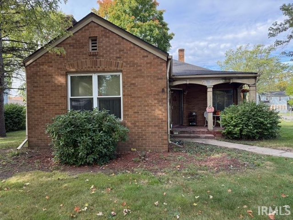 Photo of 1053 N Elmer Street, South Bend, IN 46628 (MLS # 202542568)
