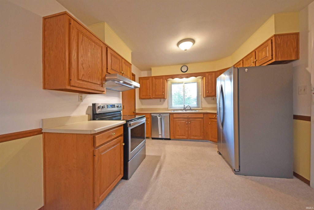 Photo of 4814 Ashwood Drive, Fort Wayne, IN 46809 (MLS # 202637685)