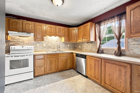 Tiny photo for 2405 Pueblo Drive, Lafayette, IN 47909 (MLS # 202634612)