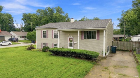 Tiny photo for 2405 Pueblo Drive, Lafayette, IN 47909 (MLS # 202634612)