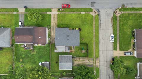 Tiny photo for 2405 Pueblo Drive, Lafayette, IN 47909 (MLS # 202634612)