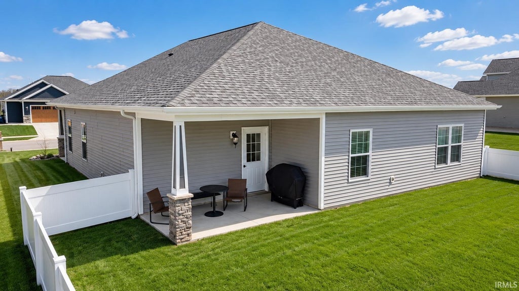 Photo of 11963 Turtle Creek Court, Fort Wayne, IN 46818 (MLS # 202624510)