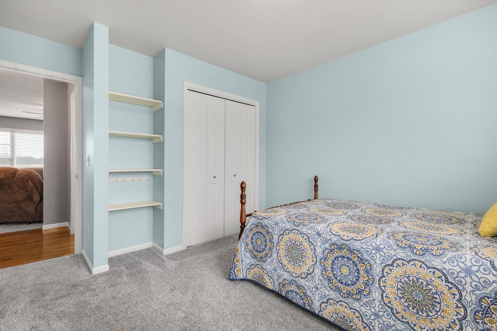 South Bend, Indiana 46628, United States, 3 Bedrooms Bedrooms, ,2 BathroomsBathrooms,Residential,Pending,247083