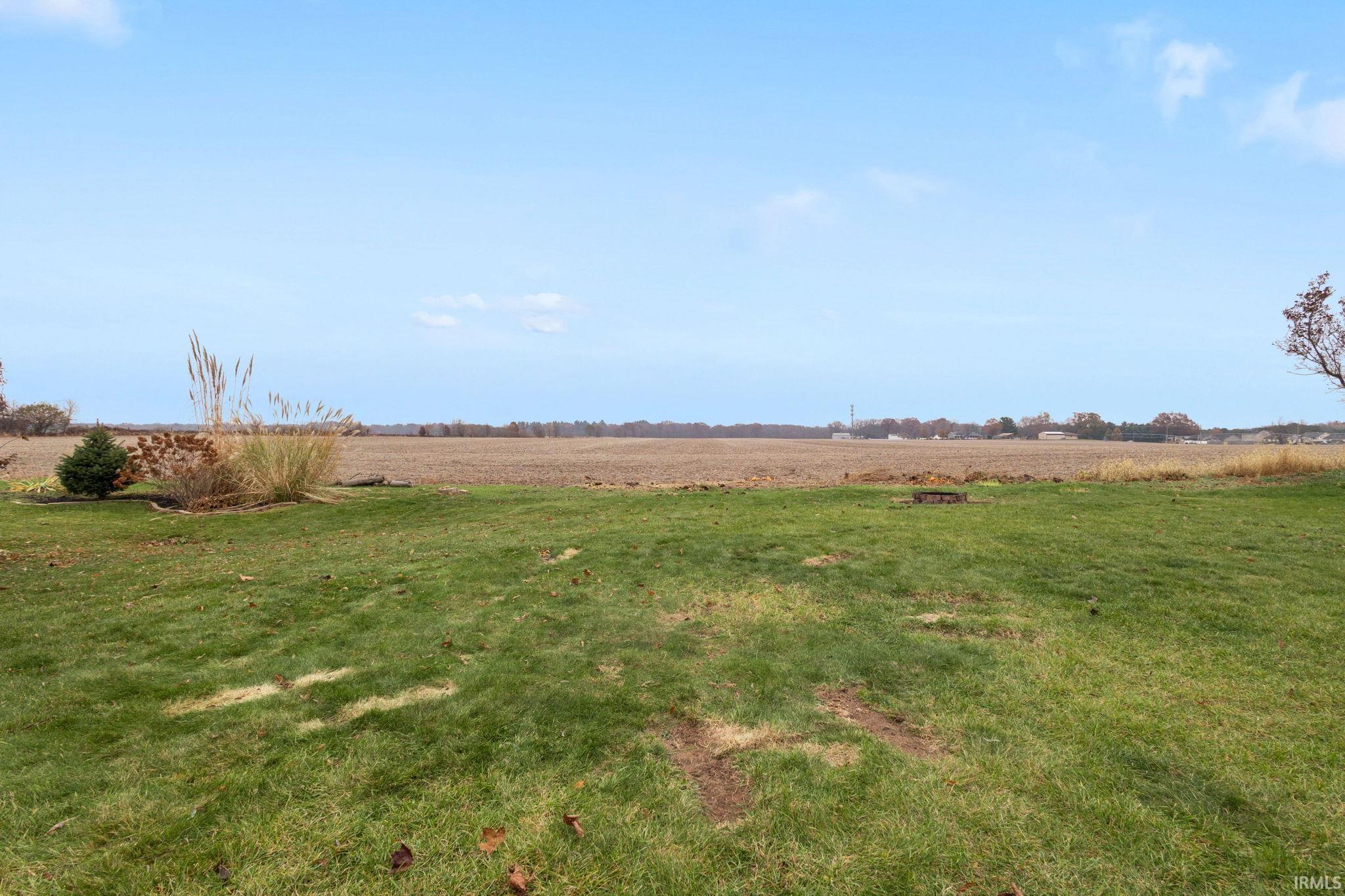 South Bend, Indiana 46628, United States, 3 Bedrooms Bedrooms, ,2 BathroomsBathrooms,Residential,Pending,247083