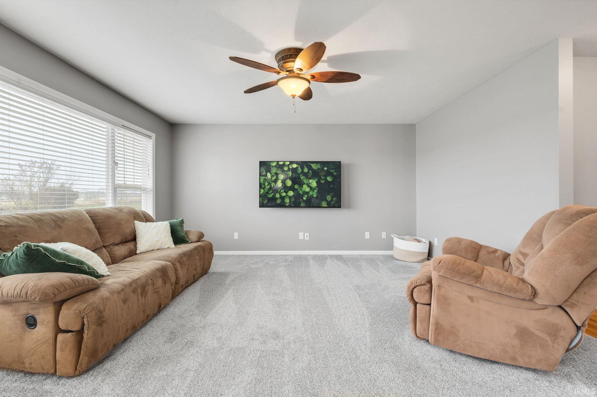 South Bend, Indiana 46628, United States, 3 Bedrooms Bedrooms, ,2 BathroomsBathrooms,Residential,Pending,247083