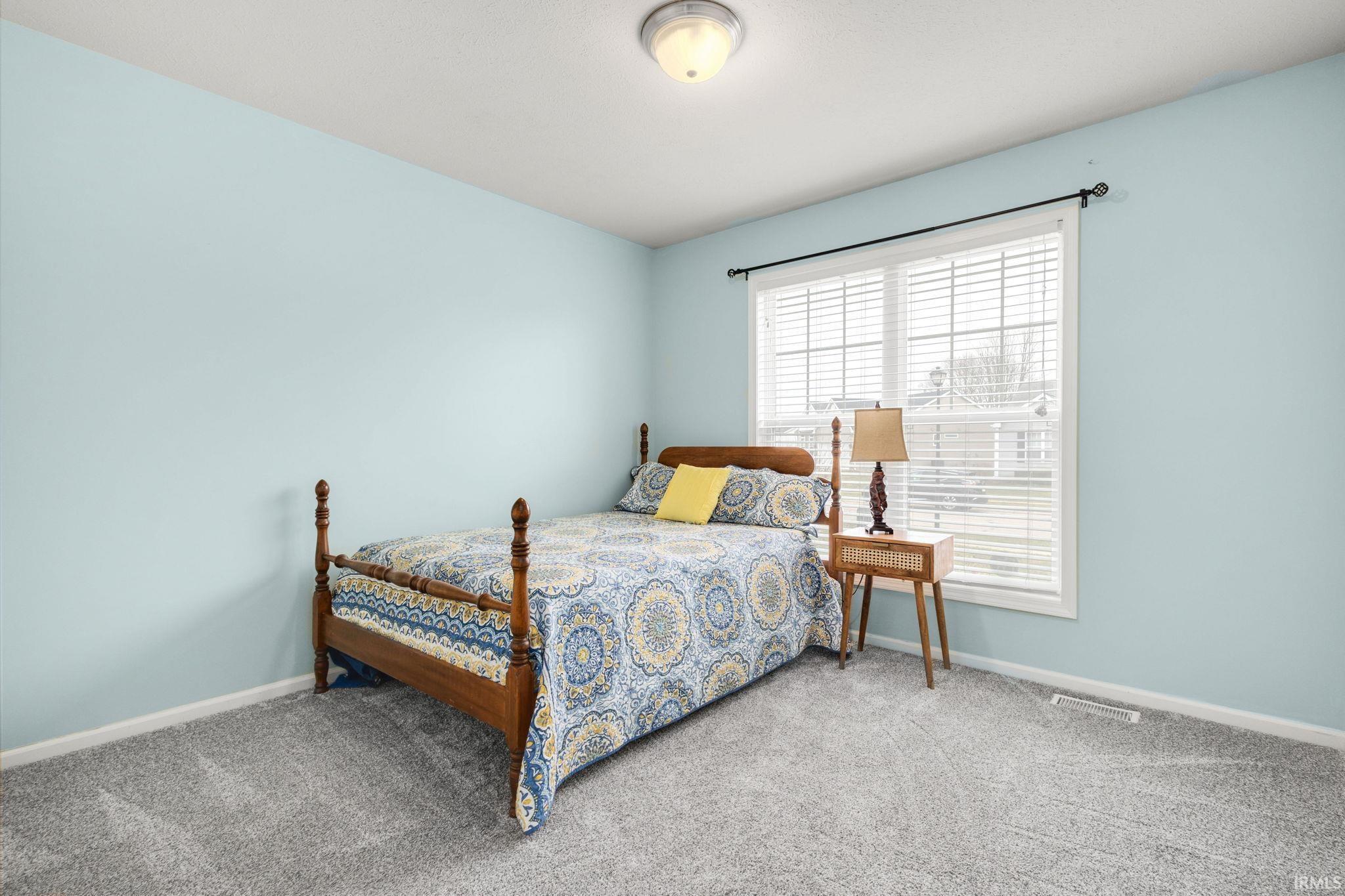 South Bend, Indiana 46628, United States, 3 Bedrooms Bedrooms, ,2 BathroomsBathrooms,Residential,Pending,247083