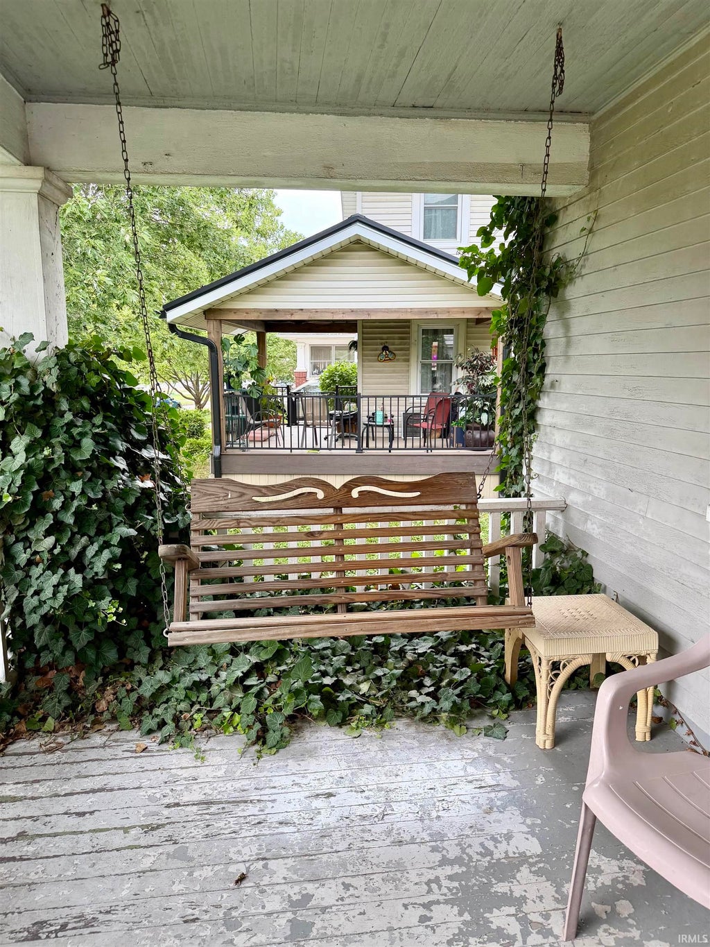 Photo of 320 S Cornell Circle, Fort Wayne, IN 46807 (MLS # 202637436)