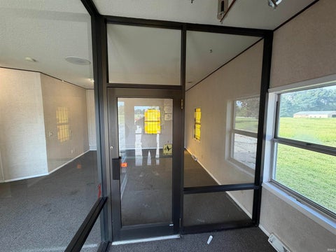 Tiny photo for 670 E 400 S Highway, Kokomo, IN 46902 (MLS # 202639540)