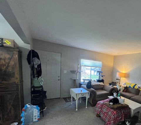 Tiny photo for 2118 S Warren Street, South Bend, IN 46613 (MLS # 202612518)