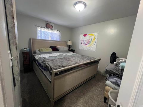 Tiny photo for 2118 S Warren Street, South Bend, IN 46613 (MLS # 202612518)