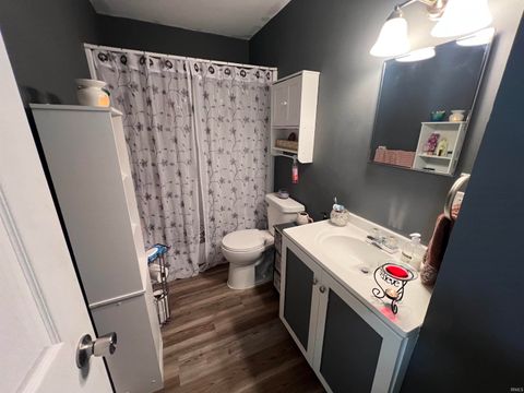 Tiny photo for 2118 S Warren Street, South Bend, IN 46613 (MLS # 202612518)