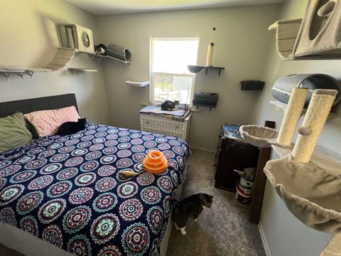 Tiny photo for 2118 S Warren Street, South Bend, IN 46613 (MLS # 202612518)