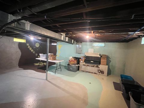 Tiny photo for 2118 S Warren Street, South Bend, IN 46613 (MLS # 202612518)