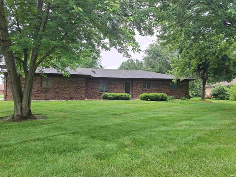 Photo of 1401 Ruhl Garden Court, Kokomo, IN 46902 (MLS # 202620393)