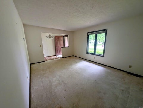 Tiny photo for 1401 Ruhl Garden Court, Kokomo, IN 46902 (MLS # 202620393)