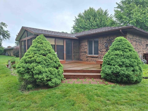 Tiny photo for 1401 Ruhl Garden Court, Kokomo, IN 46902 (MLS # 202620393)