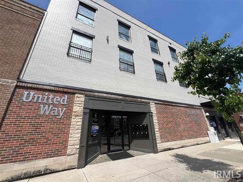 Photo of 123 N Buckeye Street #Suite E, Kokomo, IN 46901 (MLS # 202601940)