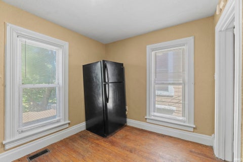 Tiny photo for 426 E Market Street, Huntington, IN 46750 (MLS # 202627303)