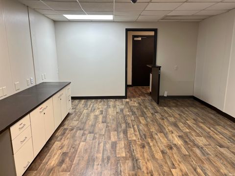 Tiny photo for 3804 Southland Avenue, Kokomo, IN 46902 (MLS # 202600495)