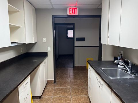 Tiny photo for 3804 Southland Avenue, Kokomo, IN 46902 (MLS # 202600495)