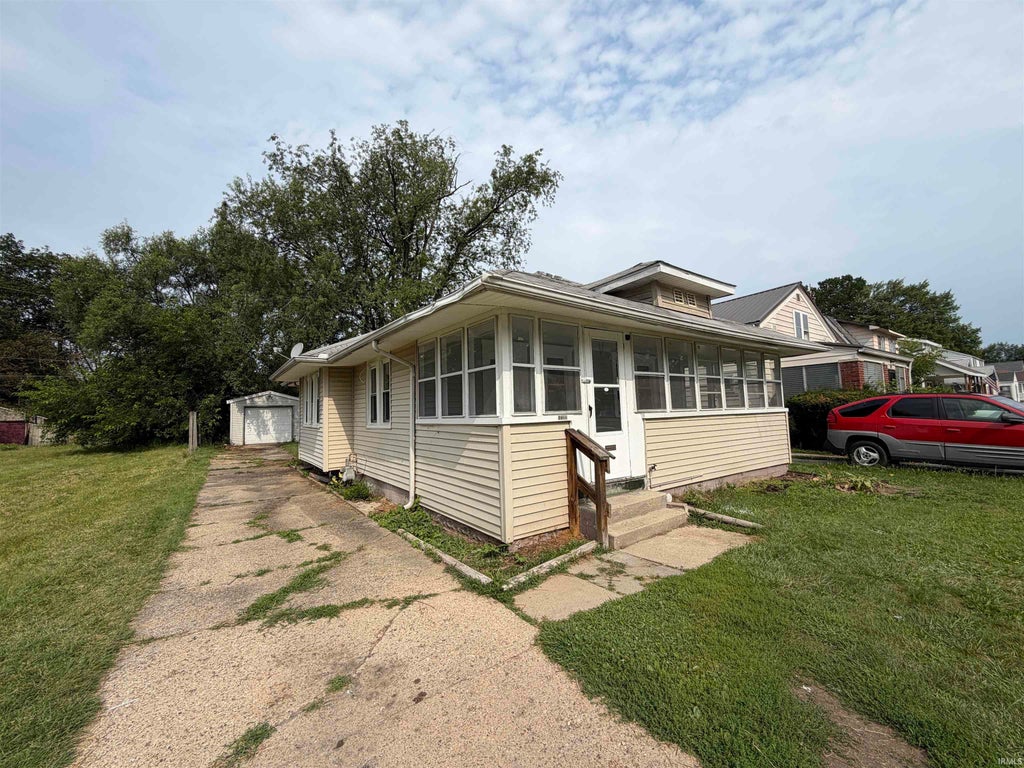 Photo of 1233 N Meade Street, South Bend, IN 46628 (MLS # 202632224)