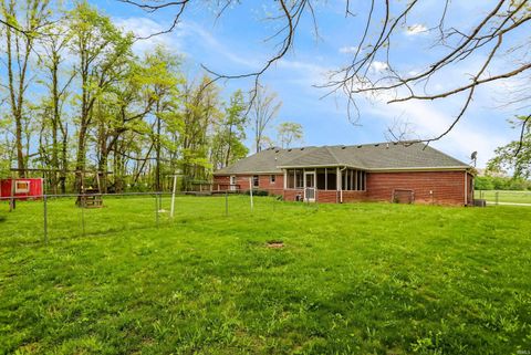 Tiny photo for 4718 W Country Road #150, Danville, IN 46122 (MLS # 202615682)